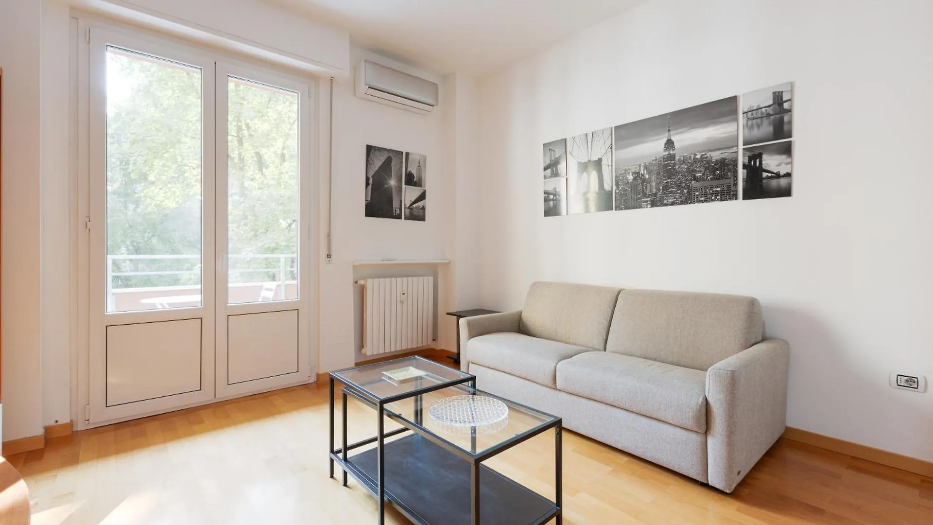 Irnerio- Washington Balcony Apartment Milan 0*,  Italy